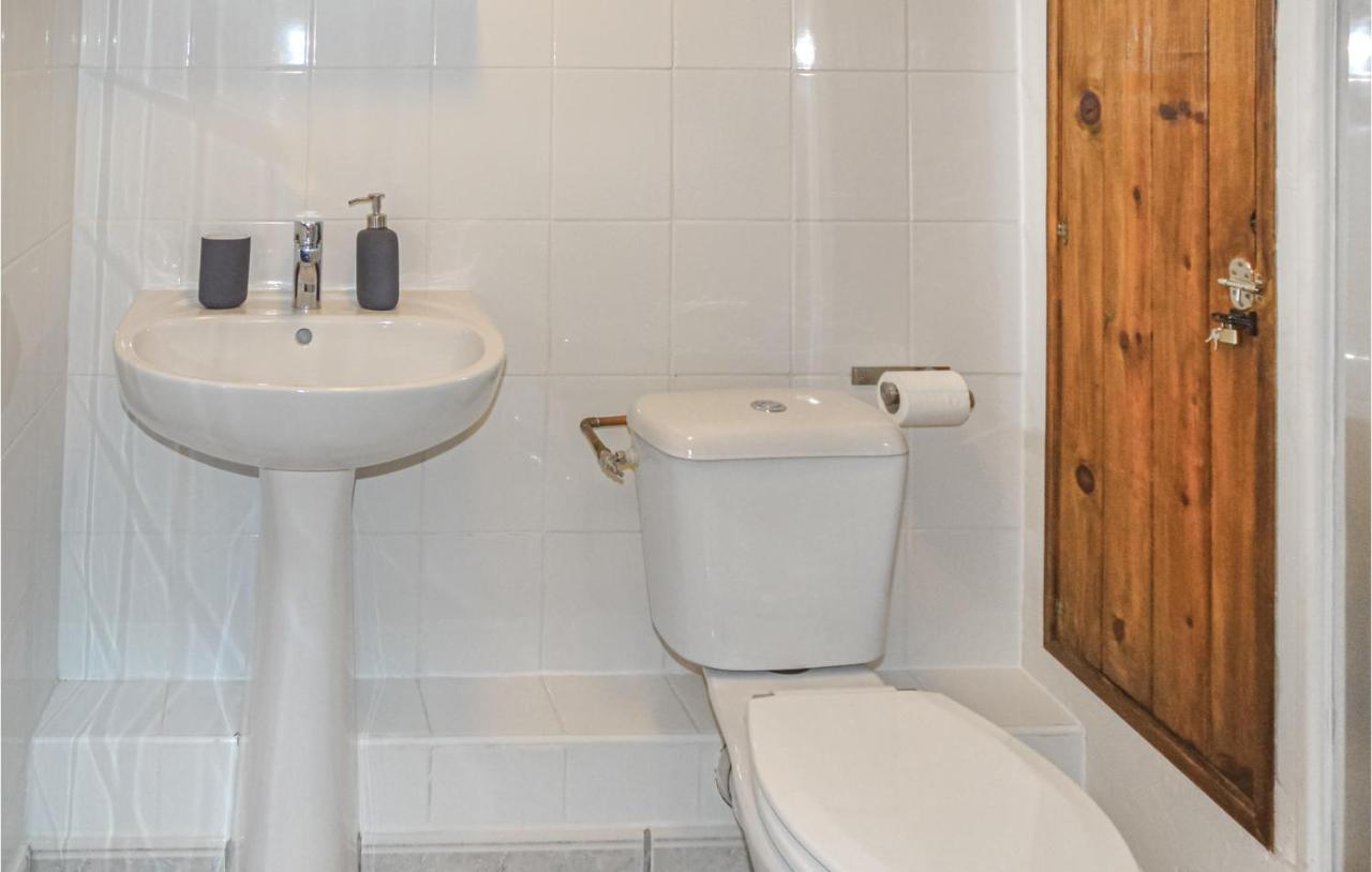 Amazing Home In Fontevraud Labbaye With Wifi Экстерьер фото
